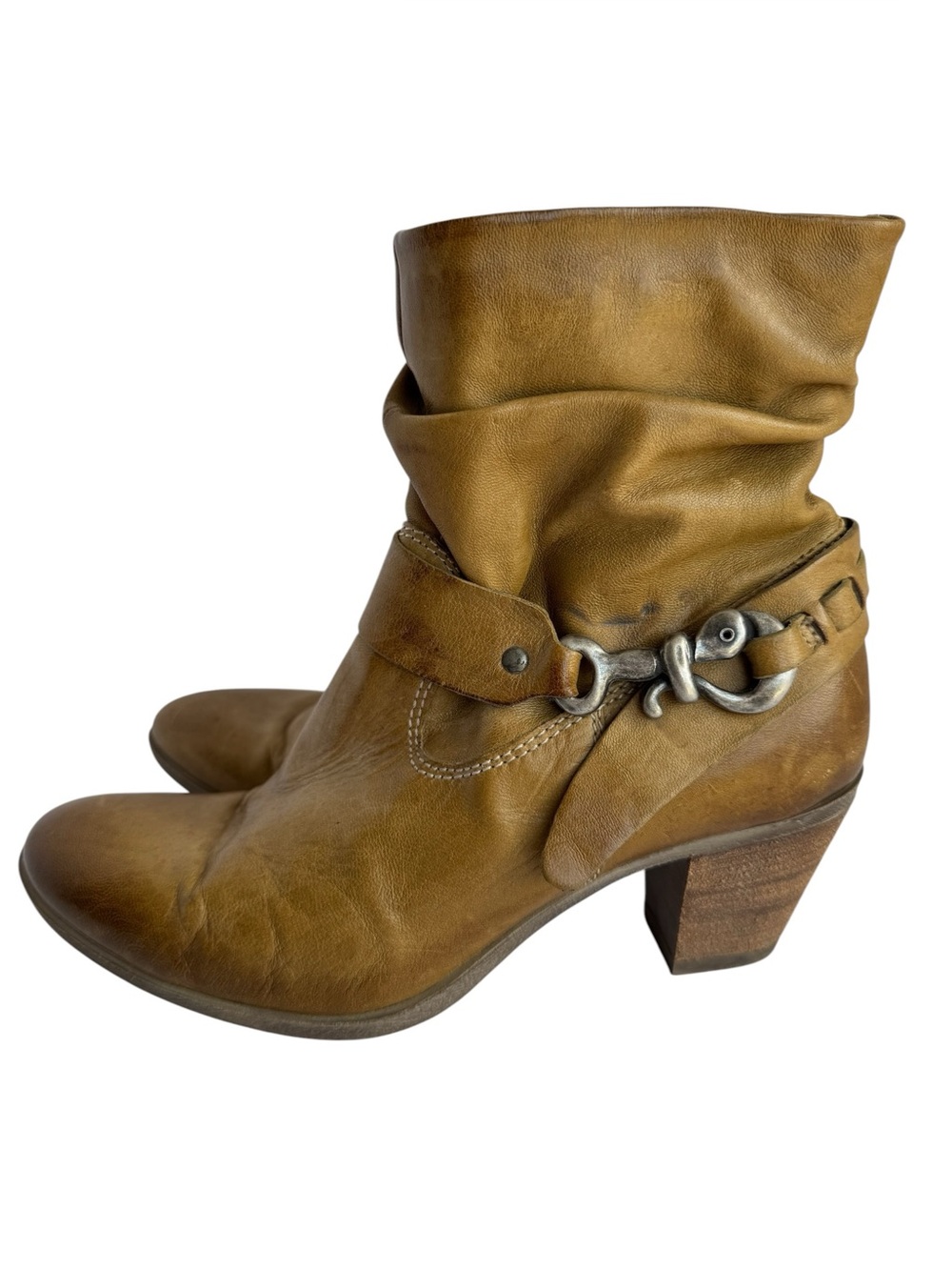 MJUS Slouchy Leather Ankle Boots EU 39 US 8-8.5 Harness Buckle Boho Moto Stylish